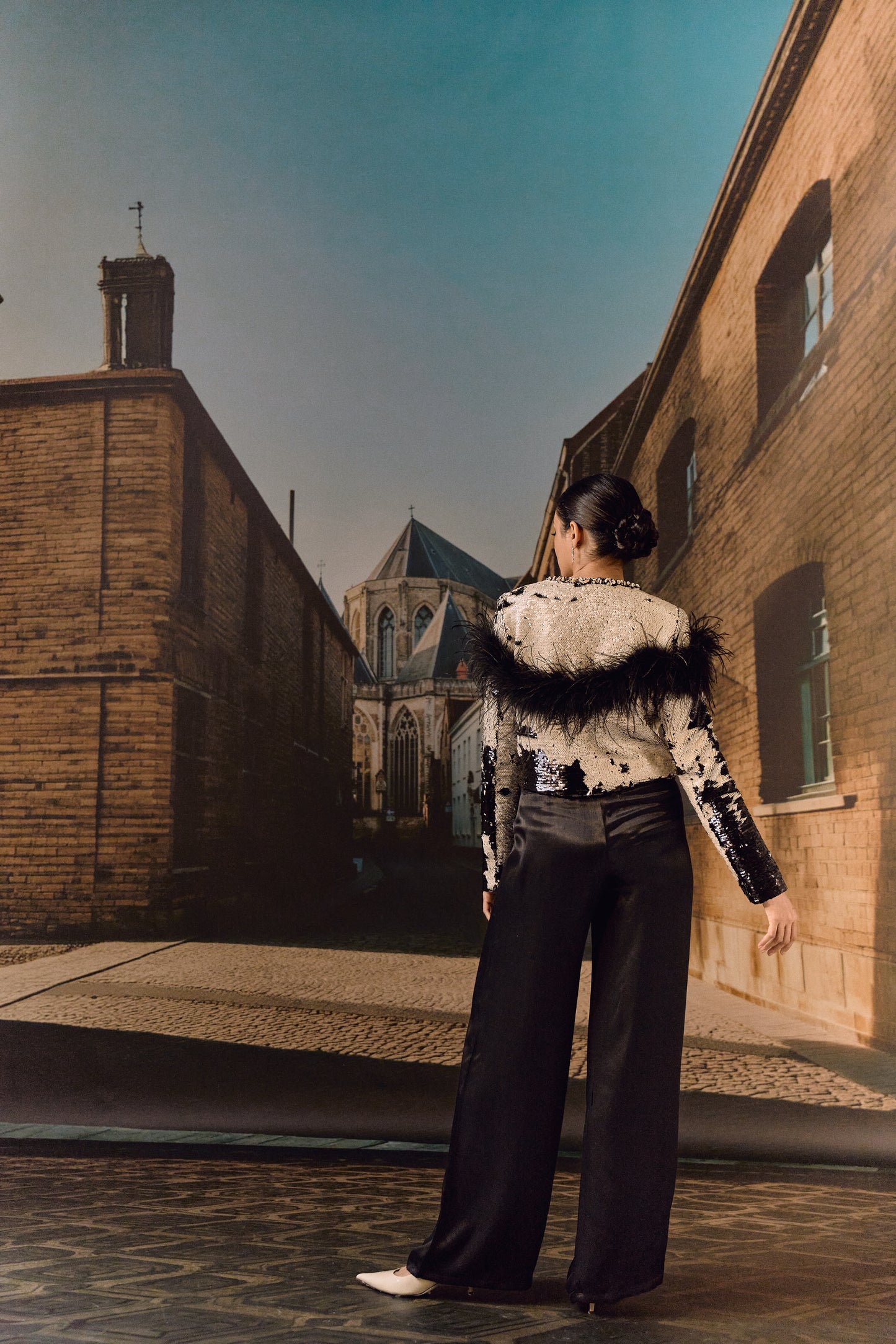 Black Beige sequined evening jacket with ostrich feather