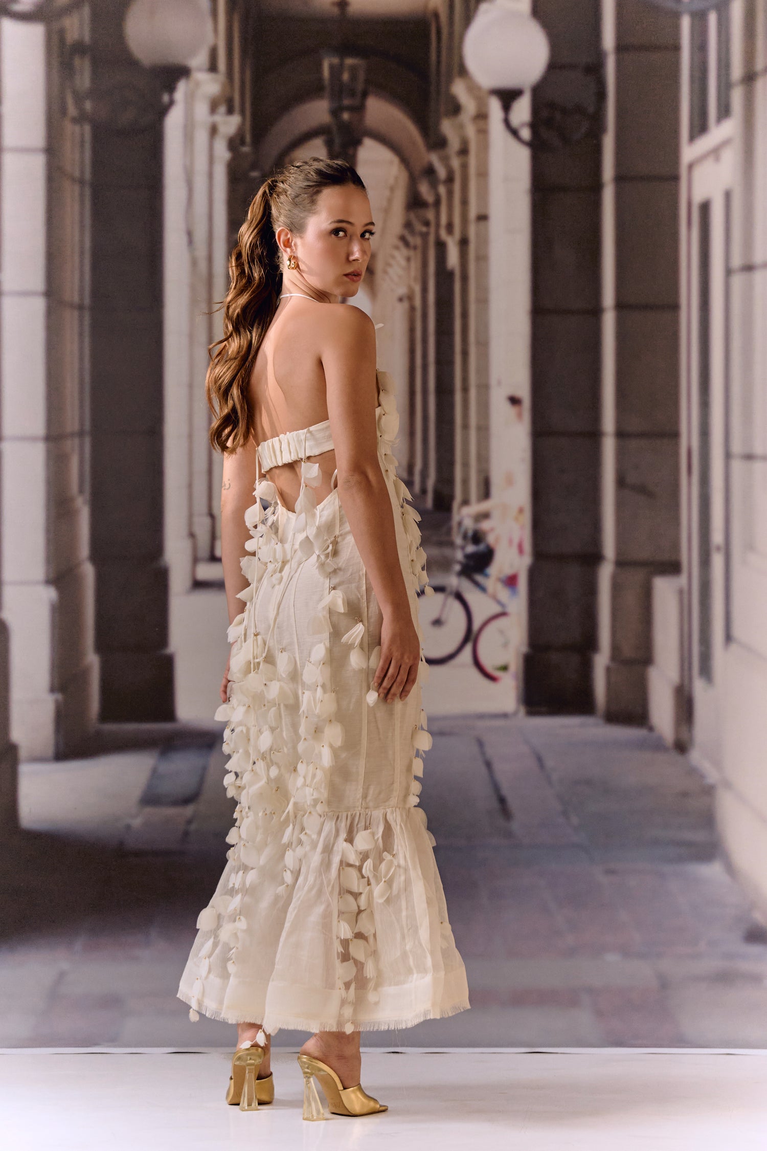 Ecru corset Silk Linen midi with 3D work