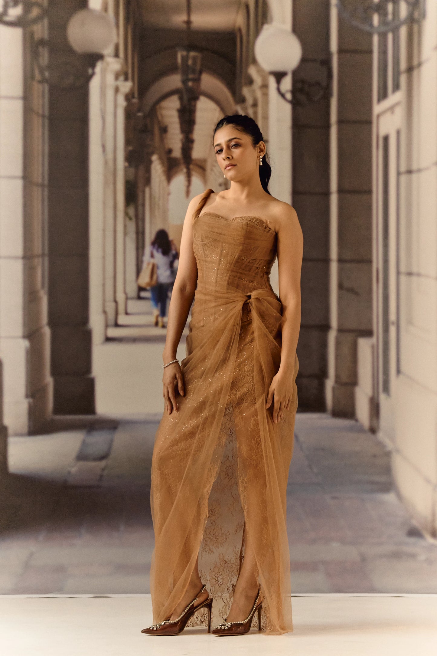 One shoulder corset netted dress with lace - Brown